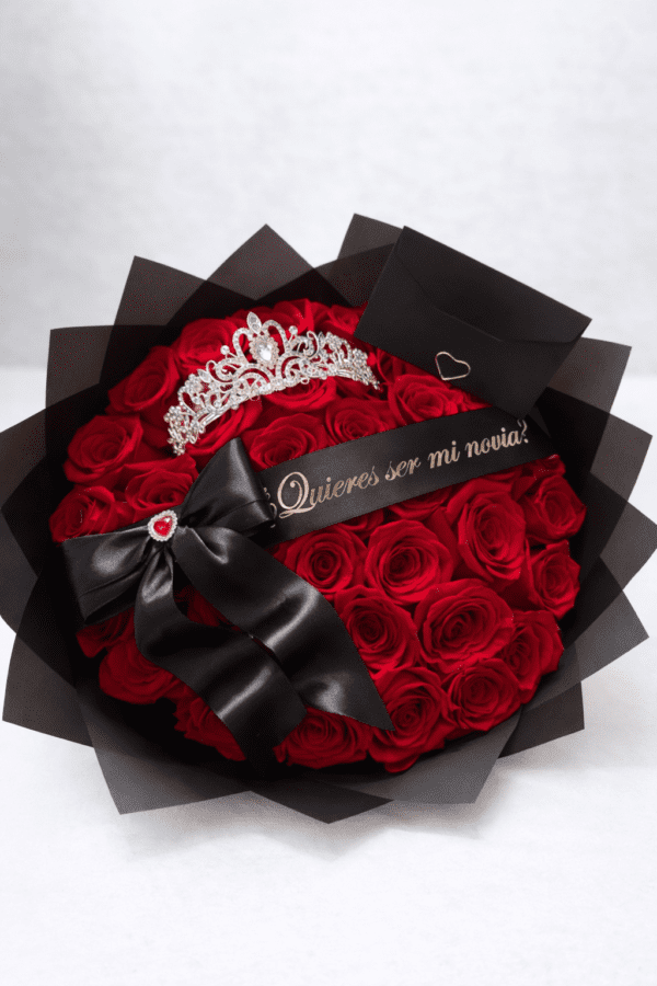 35 Count Ramo Ramo 35 rosas con corona – GloboxDetalles