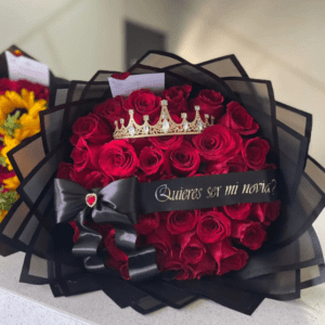 Ramo 35 rosas con corona