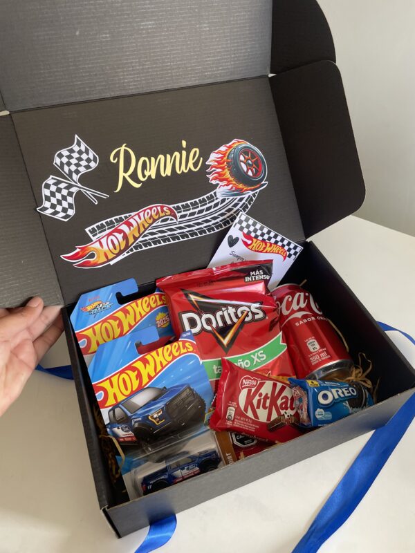 Box HotWeels